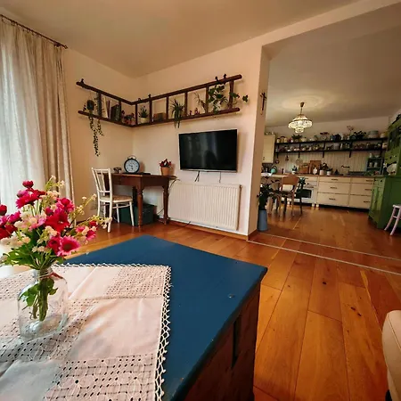 Juliana Family Tatras *